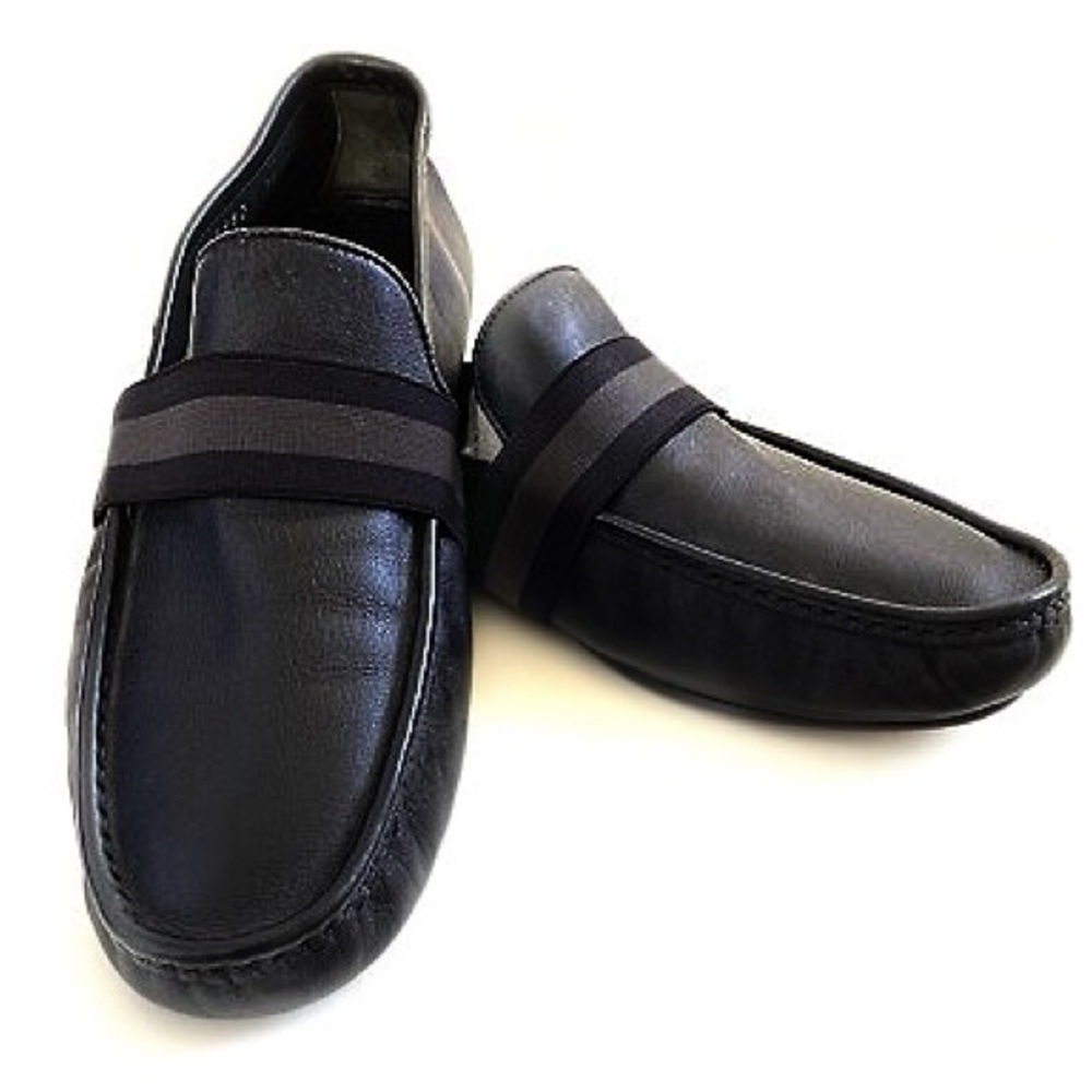 Gucci  Viaggio Black Leather Slip-On Loafers